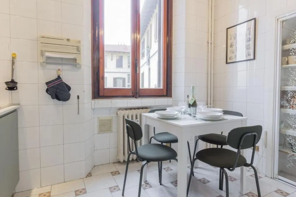 Casa D'Enrico Apartment Milan