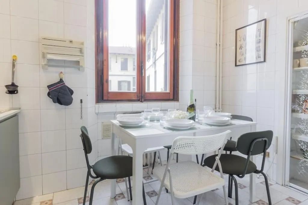 Casa D'Enrico Apartment Milan